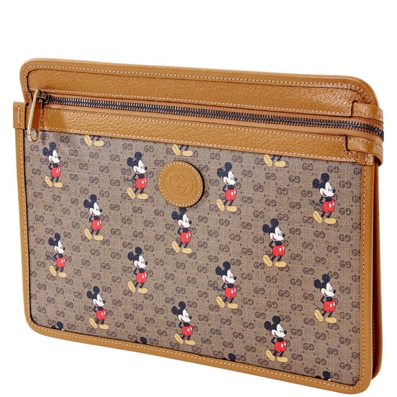 GUCCI 
Disney X Pouch - Picture 3 of 6
